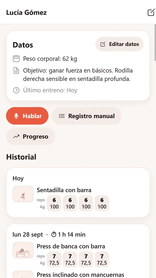 Ficha de una clienta con sus datos, objetivo e historial